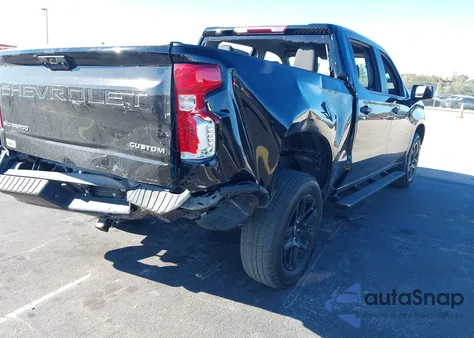 2025 Chevrolet Silverado 1500 2Wd Short Bed Custom z USA, uszkodzony, nr VIN 1GCPABEK2SZ105350